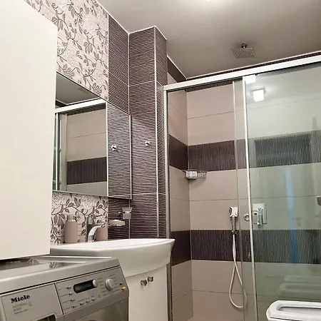 아파트 Attico Vlorë