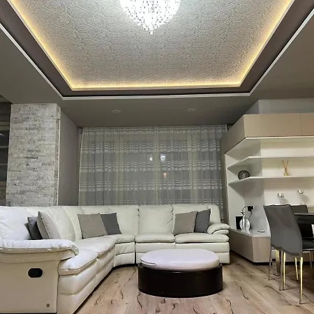 Attico Vlorë
