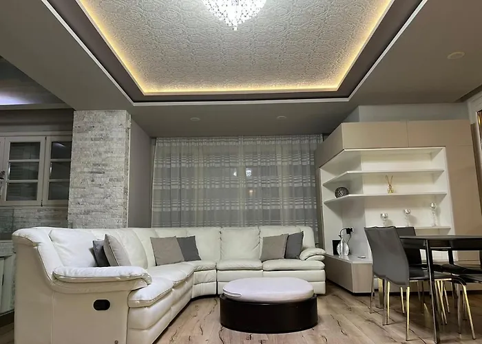 Attico Vlorë